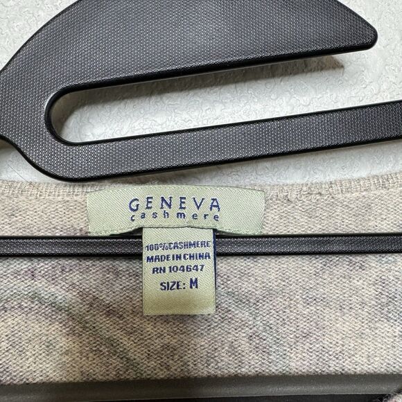 GENEVA 100% CASHMERE PAISLEY CREWNECK SWEATER Women’s Medium - Picture 4 of 4